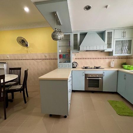 Rini Utama Homestay สกูได ภายนอก รูปภาพ