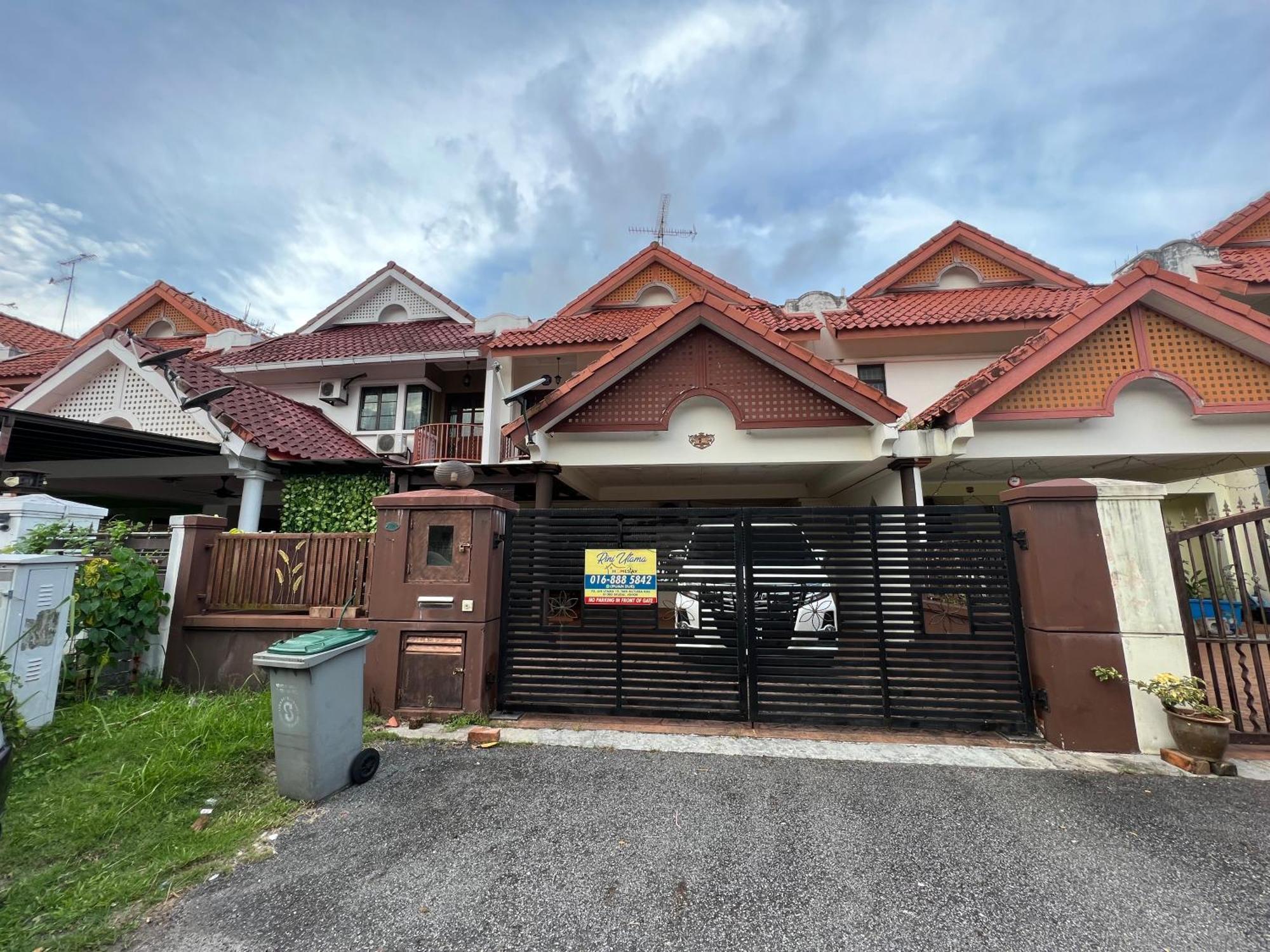 Rini Utama Homestay สกูได ภายนอก รูปภาพ
